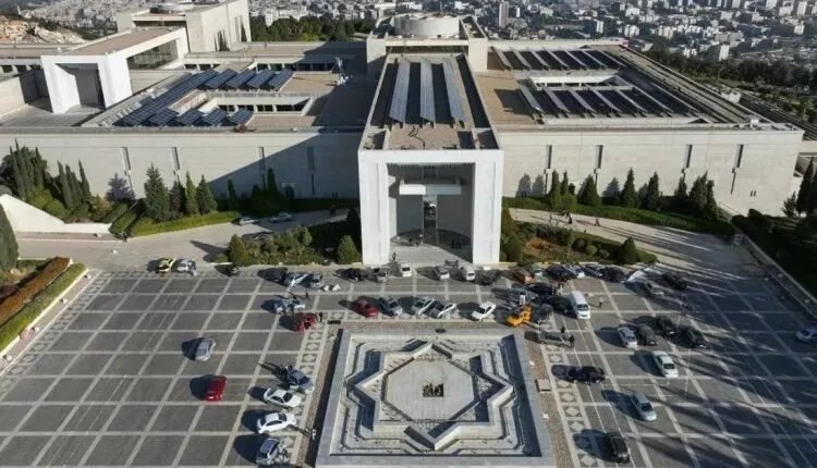 سوريا تدين قصف إسرائيلي قرب القصر الجمهوري وتعتبره "تصعيداً خطيراً"