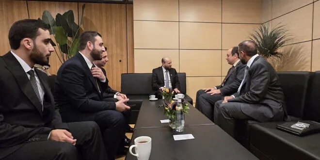 وزير الطاقة السوري ونائب رئيس الوزراء القطري يبحثان تحديات قطاع الطاقة الإقليمي في قمة إسطنبول