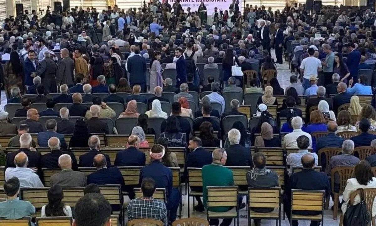 خلافات حول رؤية مستقبل سوريا: هل يعرقل الحوار الكردي-الكردي اتفاق دمشق و"قسد"؟