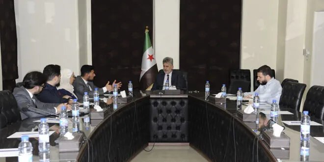 وزارة الصحة تبحث مع الغرفة الفتية الدولية تعزيز التعاون في المجال الصحي ودعم مرضى السرطان