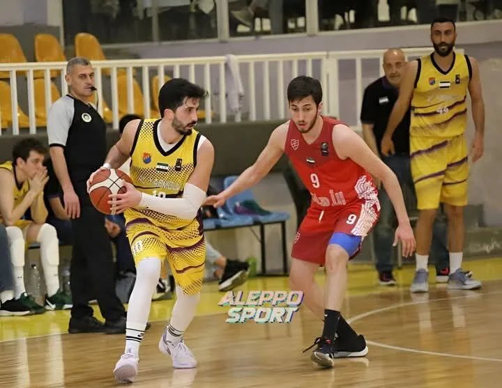 الأهلي يتغلب على اليرموك في افتتاح دوري السلة للمحترفين بمباراة مثيرة