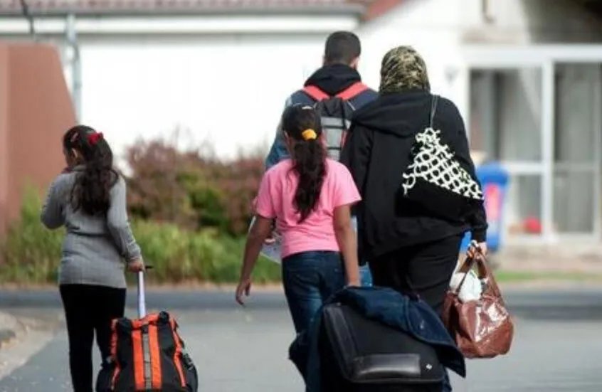 تغيير في السياسة الألمانية: إعادة النظر في طلبات لجوء السوريين بعد قرار سابق عقب رحيل الأسد