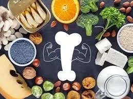 9 أطعمة خارقة لتقوية عظامك ومكافحة هشاشتها: دليلك الغذائي لعظام صحية