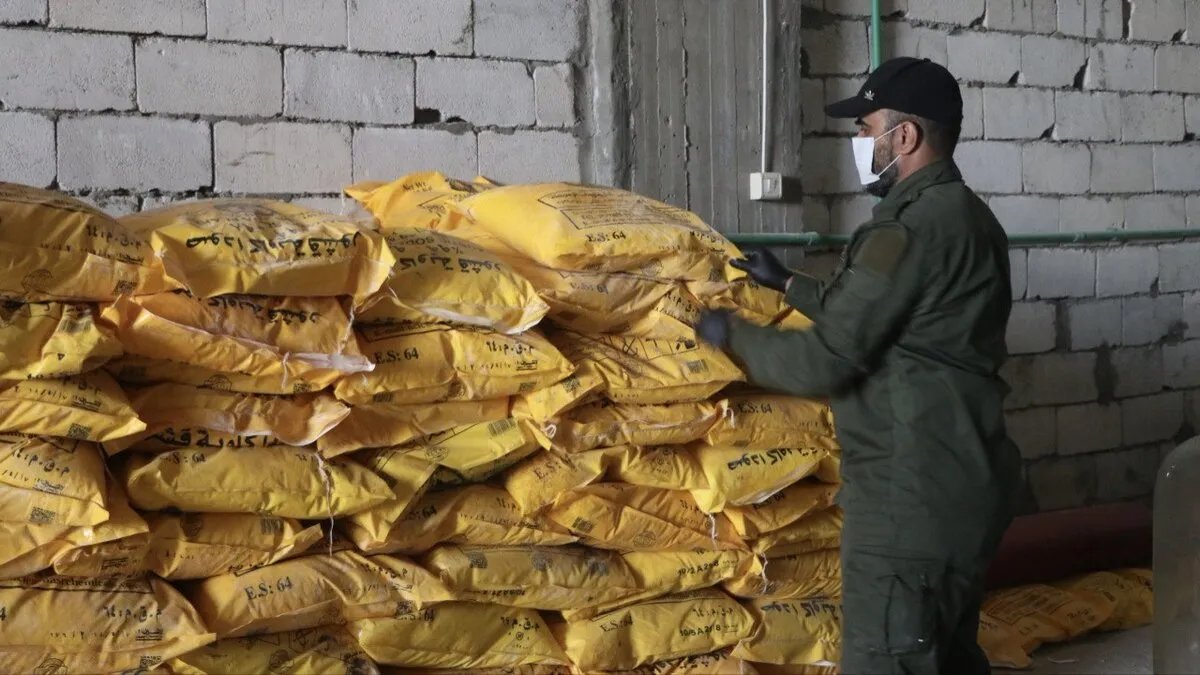 ضربة أمنية مشتركة: سوريا ولبنان يكشفان معامل لتصنيع المخدرات على الحدود