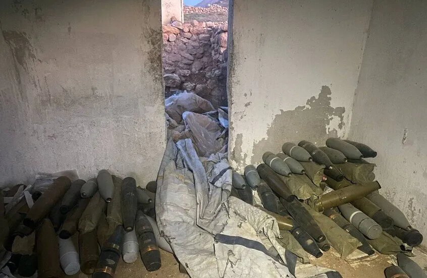 الجيش الإسرائيلي يكشف ويدمر مقر قيادة سرياً للنظام السوري السابق في جبل الشيخ