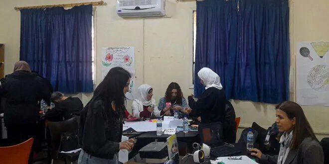 حمص: دورة تدريبية للمدرسين حول استخدام الفن كأداة للدعم النفسي للطلاب