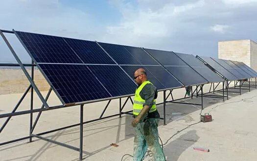 حماة تضيء مستقبل التعليم: تركيب أنظمة طاقة شمسية في مديرية التربية