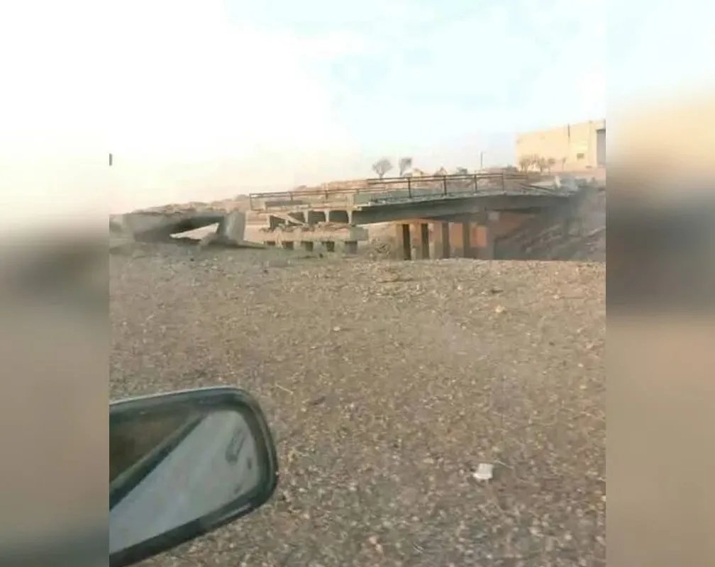 تدمير جسور حيوية شرق حلب: أزمة نقل وتصاعد التوتر يهددان المنطقة