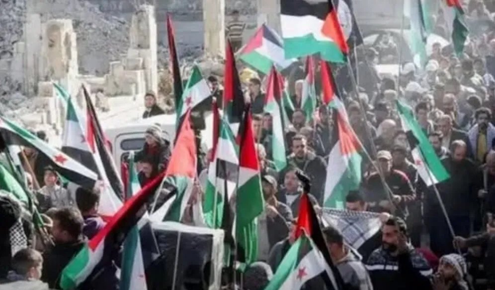 سوريا تضع شروطًا جديدة للفصائل الفلسطينية: تسليم السلاح ومحاسبة المتورطين بجرائم