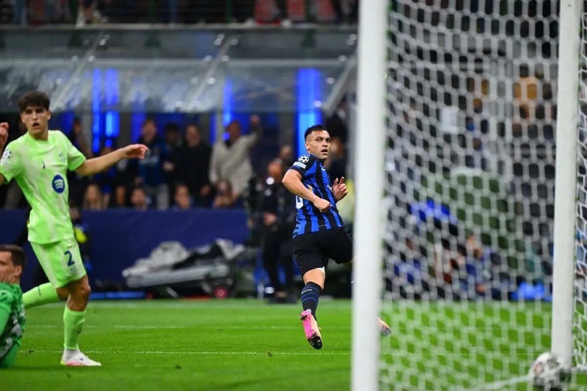 ملحمة كروية: الإنتر يطيح ببرشلونة في مباراة مجنونة ويتأهل إلى نهائي دوري الأبطال