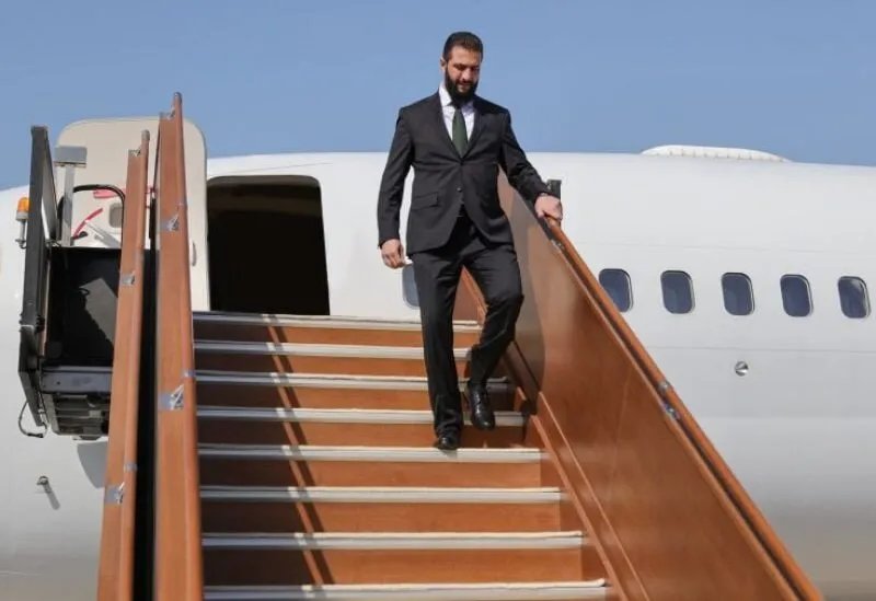 زيارة مفاجئة للرئيس السوري الانتقالي إلى فرنسا: هل تفتح دمشق صفحة جديدة في علاقاتها الدولية؟