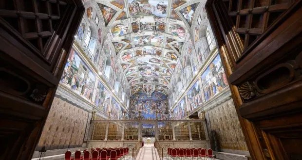 الفاتيكان: الكرادلة يجتمعون لانتخاب بابا جديد وسط إجراءات سرية وتحديات تواجه الكنيسة الكاثوليكية