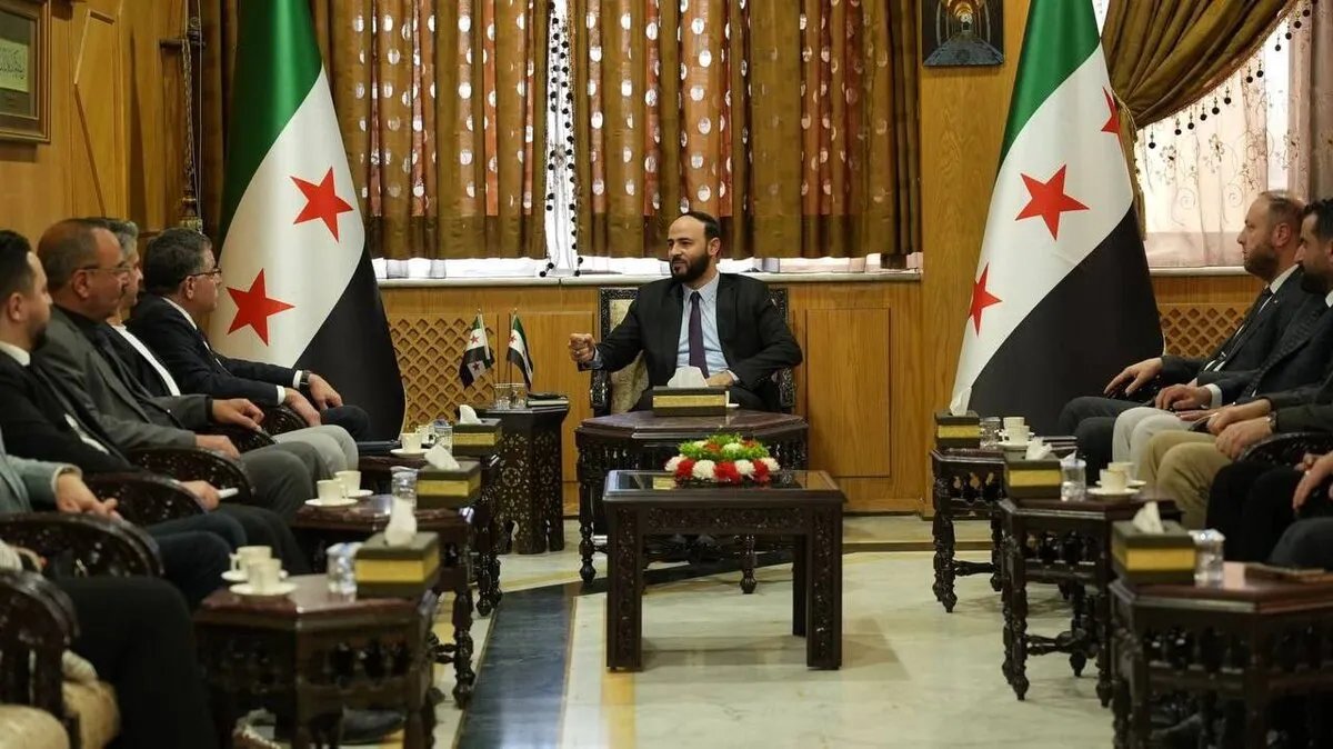 محافظ حلب يبحث مع المنتدى السوري آفاق التعاون في مشاريع إعادة الإعمار والتنمية