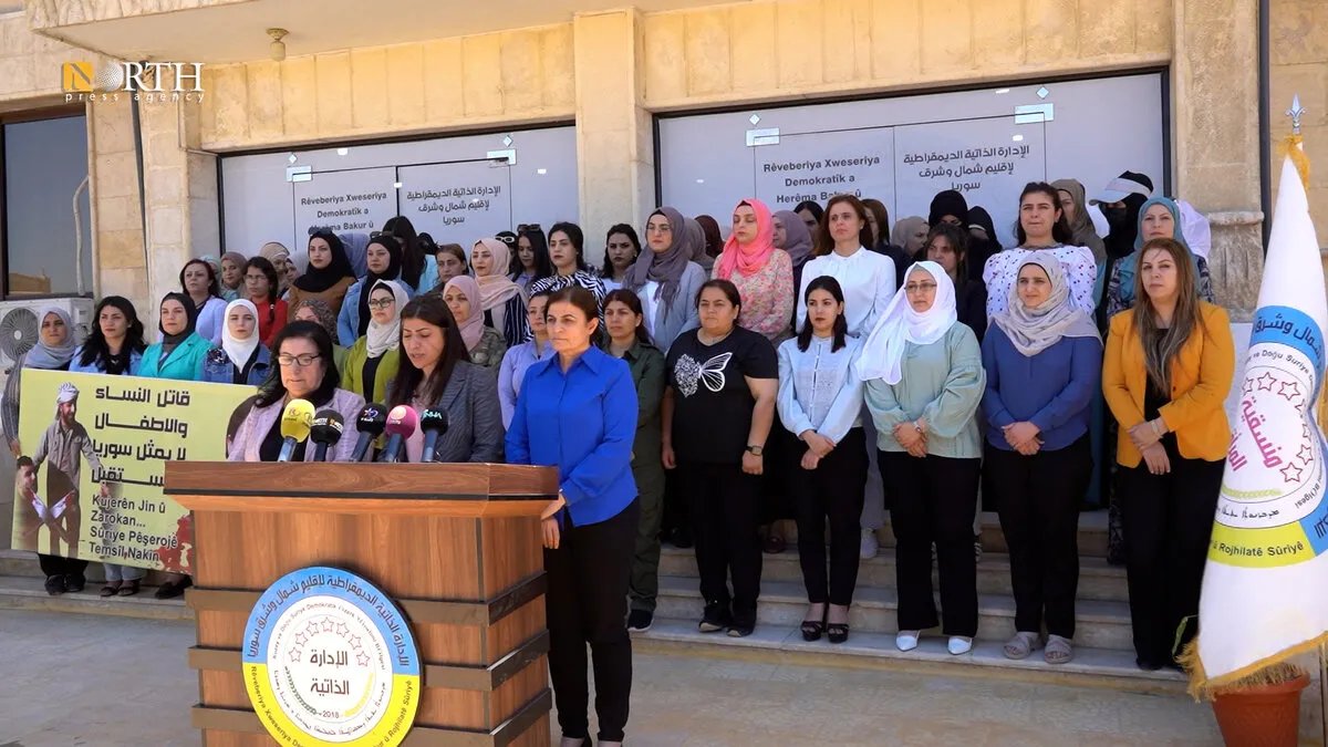 الإدارة الذاتية تطالب بمحاكمة قتلة هفرين خلف بعد ترقية متهم بارتكاب الجريمة في الجيش السوري