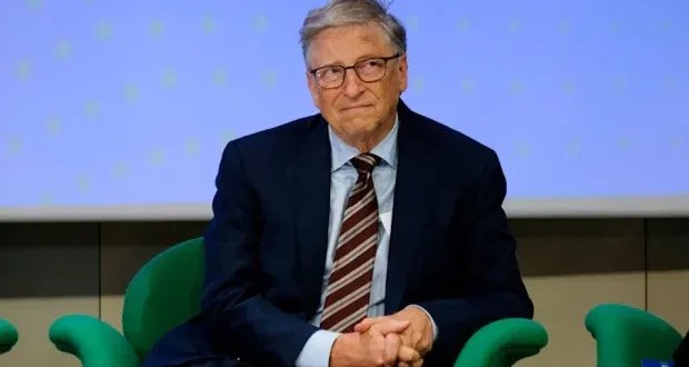 بيل غيتس: الذكاء الاصطناعي مفتاح لتطوير الصحة والتعليم والزراعة في الدول النامية