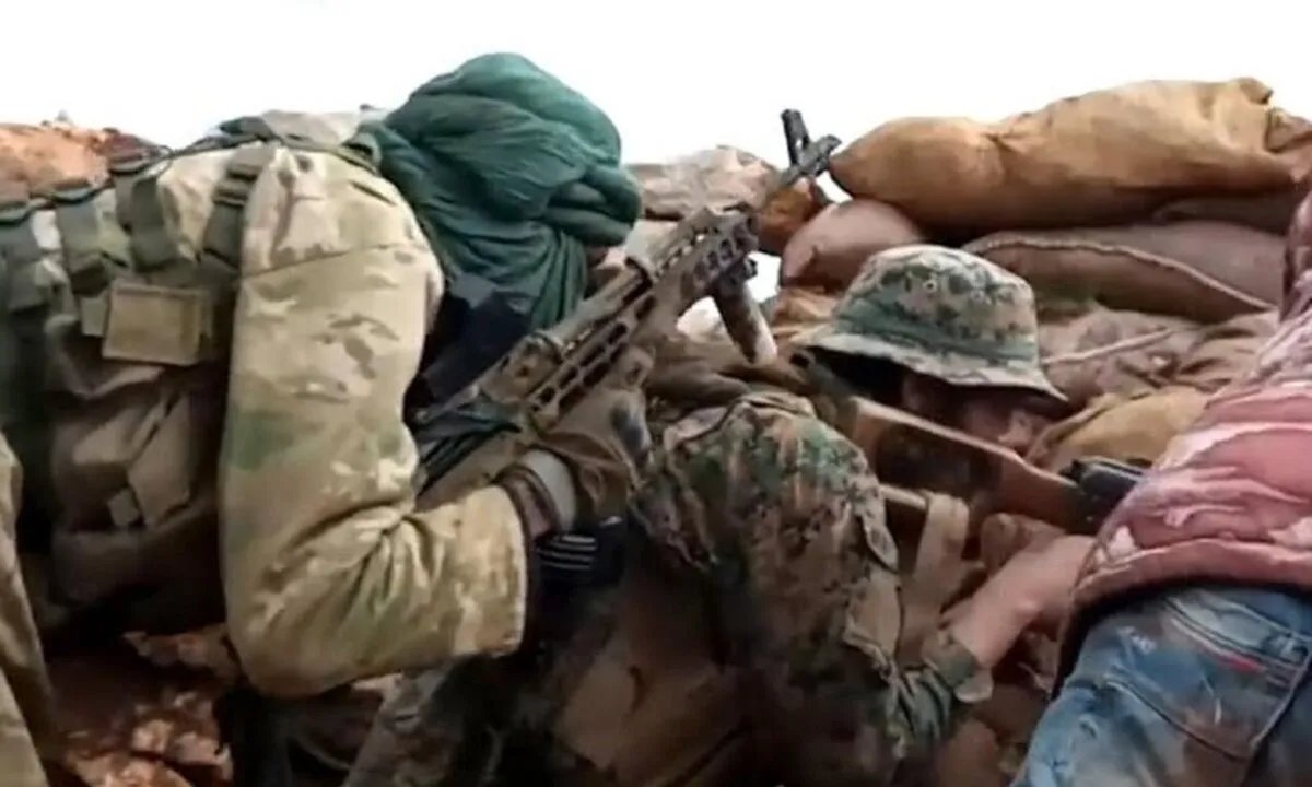 جندي فرنسي سابق يتحول إلى متطرف: اعتقال بتهمة الانضمام لجماعة جهادية في سوريا