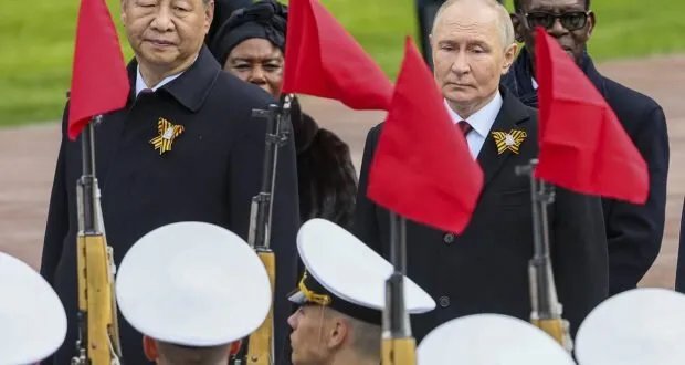 بوتين يتعهد بمواصلة "الحرب على النازية" في ذكرى النصر بمشاركة صينية وحضور دولي لافت