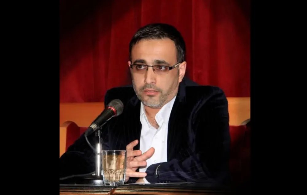 تكليف فنان موالٍ للنظام بملف الطفولة يثير غضب السوريين: هل يُسلم مستقبل أطفالنا لمؤيدي الأسد؟