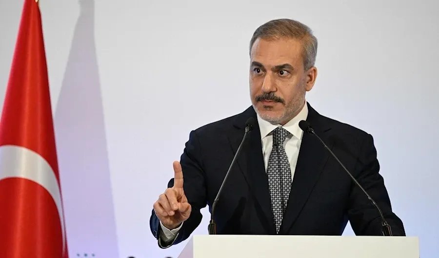 وزير الخارجية التركي: مستقبل سوريا يقرره شعبها.. وتحذيرات من عودة عدم الاستقرار