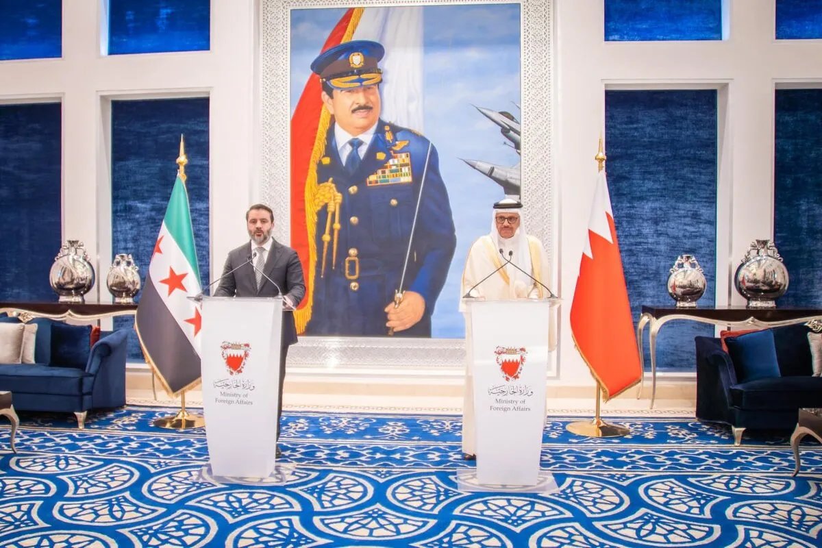 البحرين وسوريا تتفقان على تعزيز التعاون وتطالبان برفع العقوبات عن دمشق