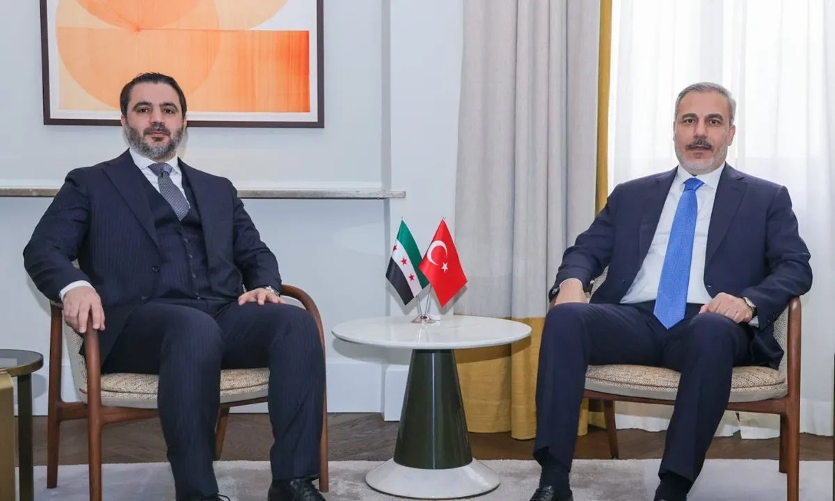 أنقرة تستضيف اجتماعاً ثلاثياً حاسماً لبحث مستقبل سوريا ومكافحة الإرهاب