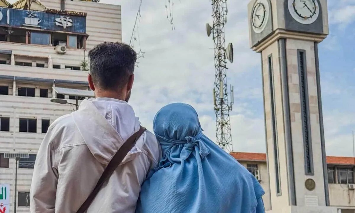 قضية ميرا ثابات: كيف أشعلت روايات متضاربة فتنة الانقسام في المجتمع السوري؟