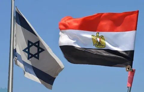 توتر متصاعد: القاهرة تجمد العلاقات الدبلوماسية مع إسرائيل احتجاجاً على حرب غزة