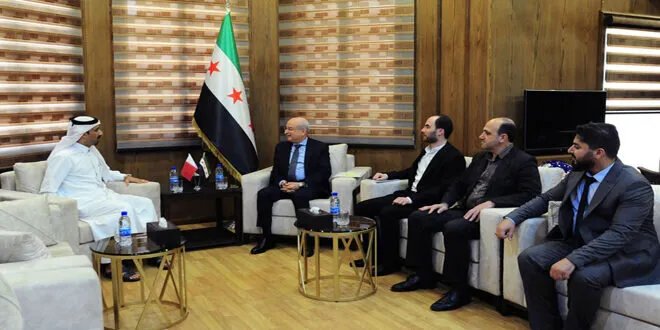 سوريا وقطر تبحثان إحياء مشاريع النقل المتوقفة: تركيز على الطرق والطاقة الشمسية