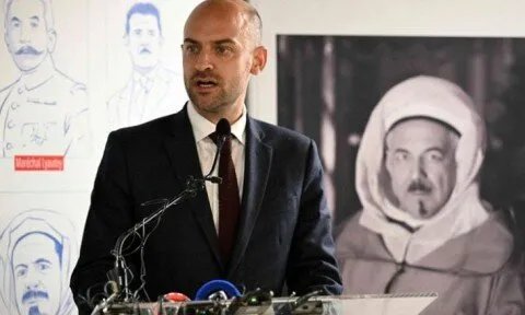 أزمة دبلوماسية مستمرة: باريس تعلن تجميد العلاقات مع الجزائر وتؤكد على أهمية تخليد ذكرى مجازر سطيف