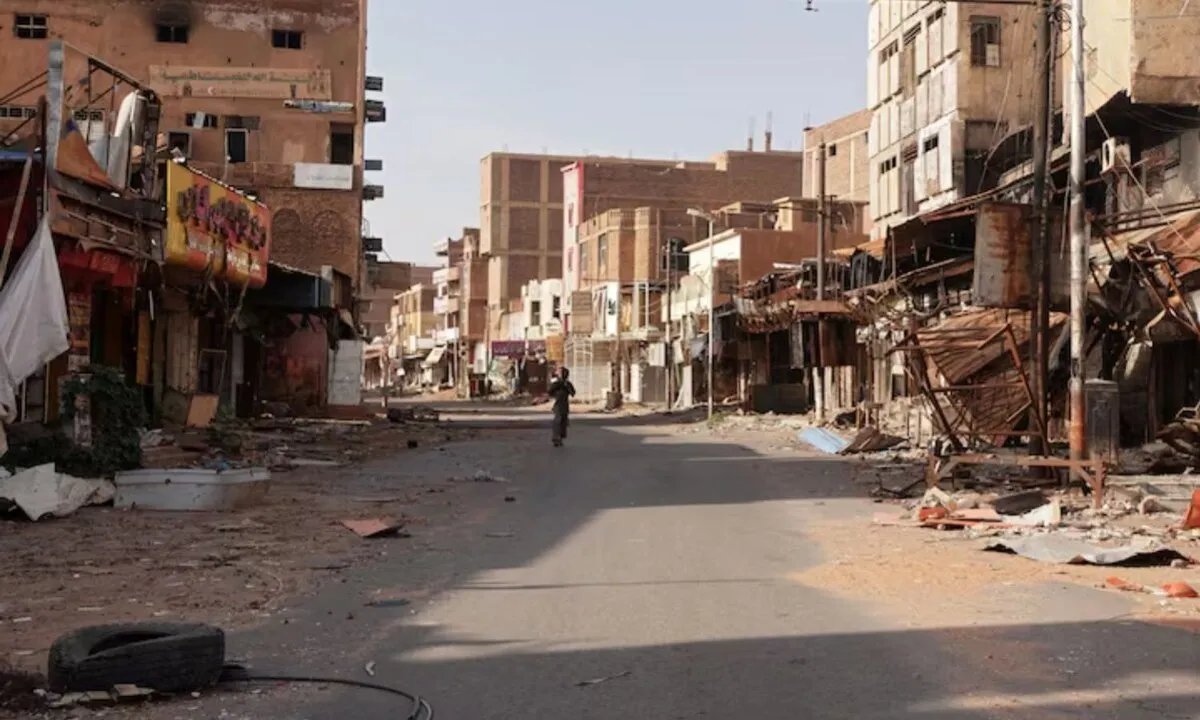 سوريا تتحرك: فريق خاص من الخارجية لمتابعة أوضاع السوريين العالقين في السودان