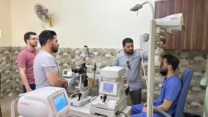 مشفى حماة الوطني يتسلم عيادة عينية رقمية متكاملة من جمعية تركية