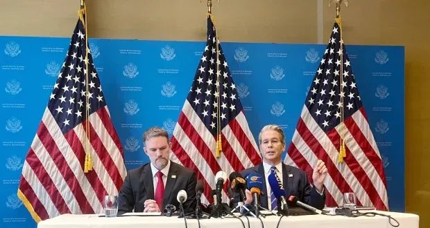 اتفاق تاريخي بين أمريكا والصين: خفض التعريفات الجمركية يهدئ حربًا تجارية محتدمة