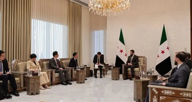 الرئيس الشرع يلتقي وفداً صينياً رفيع المستوى لبحث العلاقات الثنائية