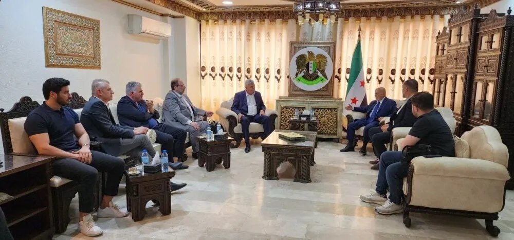 وزير الاقتصاد السوري يبحث مع وفد أوروبي فرص الاستثمار وإعادة الإعمار