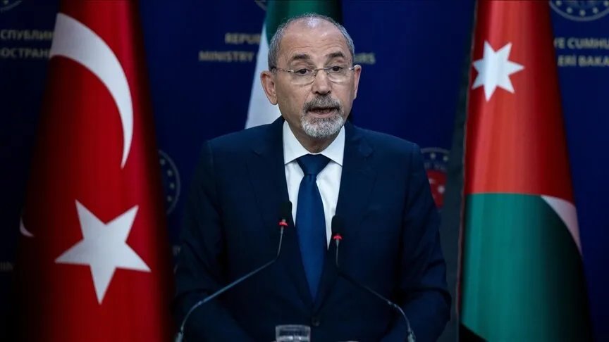 الصفدي من أنقرة: دعم الأردن المطلق لسوريا في مواجهة التحديات والعدوان الإسرائيلي