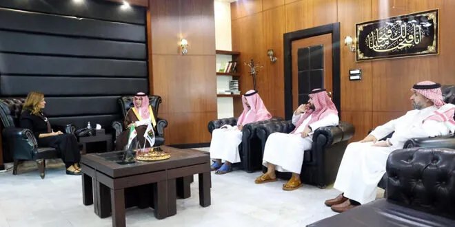 سوريا والسعودية تبحثان تعزيز التعاون في القطاعات الخدمية والإنسانية