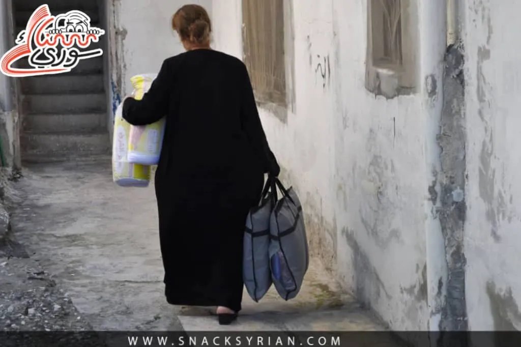 صرخات السوريين تتجاوز الانقسامات: مطالب موحدة بالخدمات الأساسية وحياة كريمة