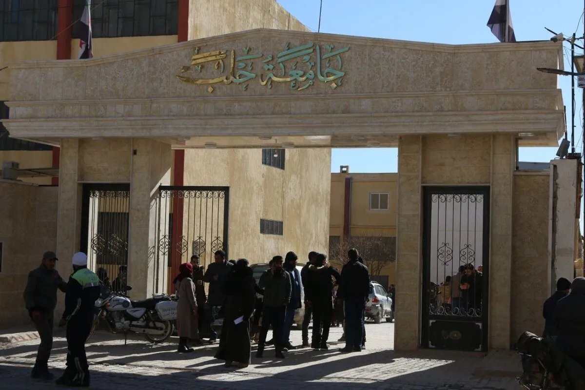 التعليم العالي تثير الجدل: شروط جديدة للاعتراف بشهادات جامعات الشمال السوري