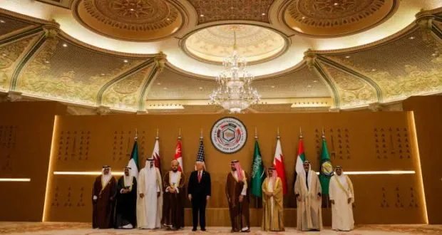 قمة الرياض ترحب بقرار ترامب رفع العقوبات عن سوريا: صفحة جديدة نحو الاستقرار والازدهار