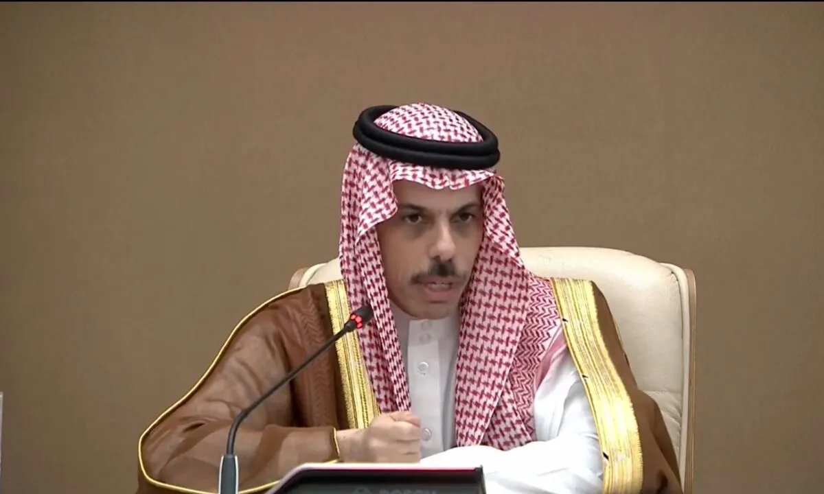 السعودية تتعهد بدعم شامل لنهضة سوريا الاقتصادية بعد رفع العقوبات الأمريكية