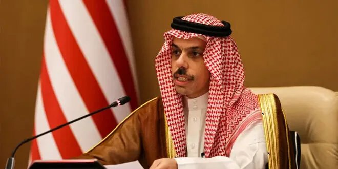 السعودية تعلن تنسيقها مع واشنطن لرفع العقوبات عن سوريا وتؤكد: سندعم استقرارها وازدهارها