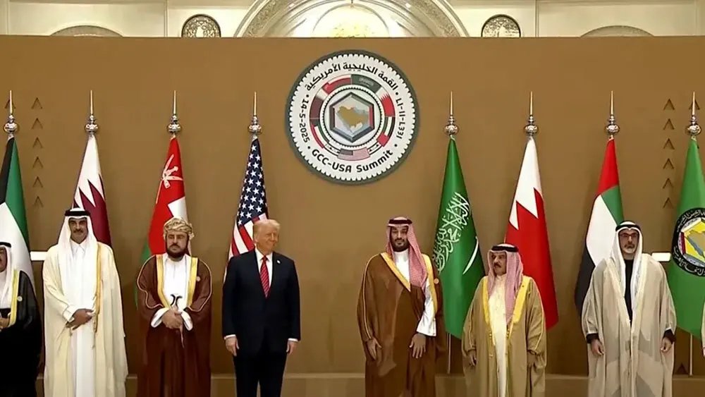 قمة الرياض: ترحيب خليجي أمريكي برفع العقوبات عن سوريا وآمال في تطبيع العلاقات