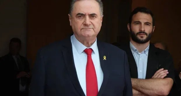 وزير الدفاع الإسرائيلي يرد على ماكرون: لسنا بحاجة لدروس في الأخلاق منك بشأن غزة