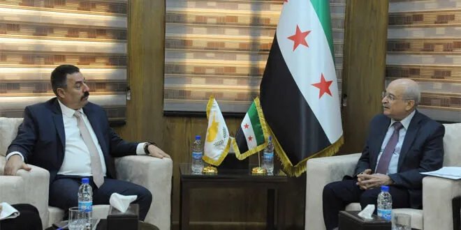 وزير النقل السوري والسفير القبرصي يبحثان تعزيز التعاون في قطاع النقل