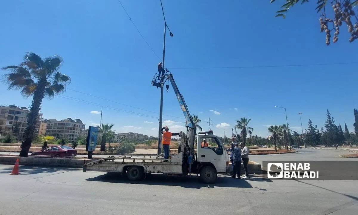 حلب تستعيد نبضها: حملة لصيانة إشارات المرور تعيد تنظيم حركة السير