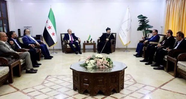 وزير التعليم العالي يبحث دور الجامعات في دعم السلم الأهلي والتنمية المستدامة مع ممثل الكنيسة السريانية