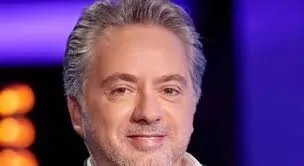 مروان خوري يوقف حفله بسبب إغماء معجبة ويبادر بالصلح مع كارول سماحة: لفتة إنسانية تتجاوز الخلافات الفنية