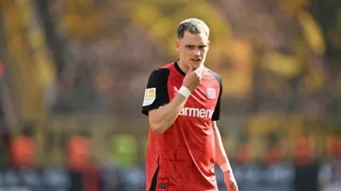 مانشستر سيتي يخطف الأنظار: صفقة مدوية لضم فيرتز مقابل 100 مليون يورو