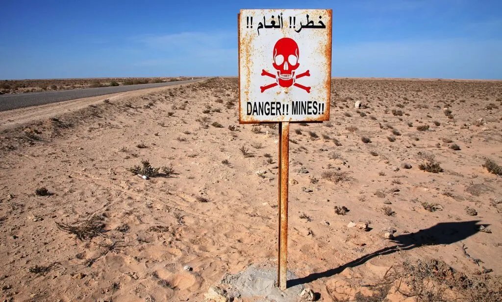 مأساة الألغام تتواصل في دير الزور: مصرع شخصين وإصابة آخر بانفجارات متفرقة