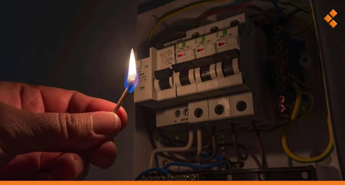 انفراج مرتقب في أزمة الكهرباء بسوريا: وعود بـ 15 ساعة تغذية يومياً بفضل اتفاقيات الغاز